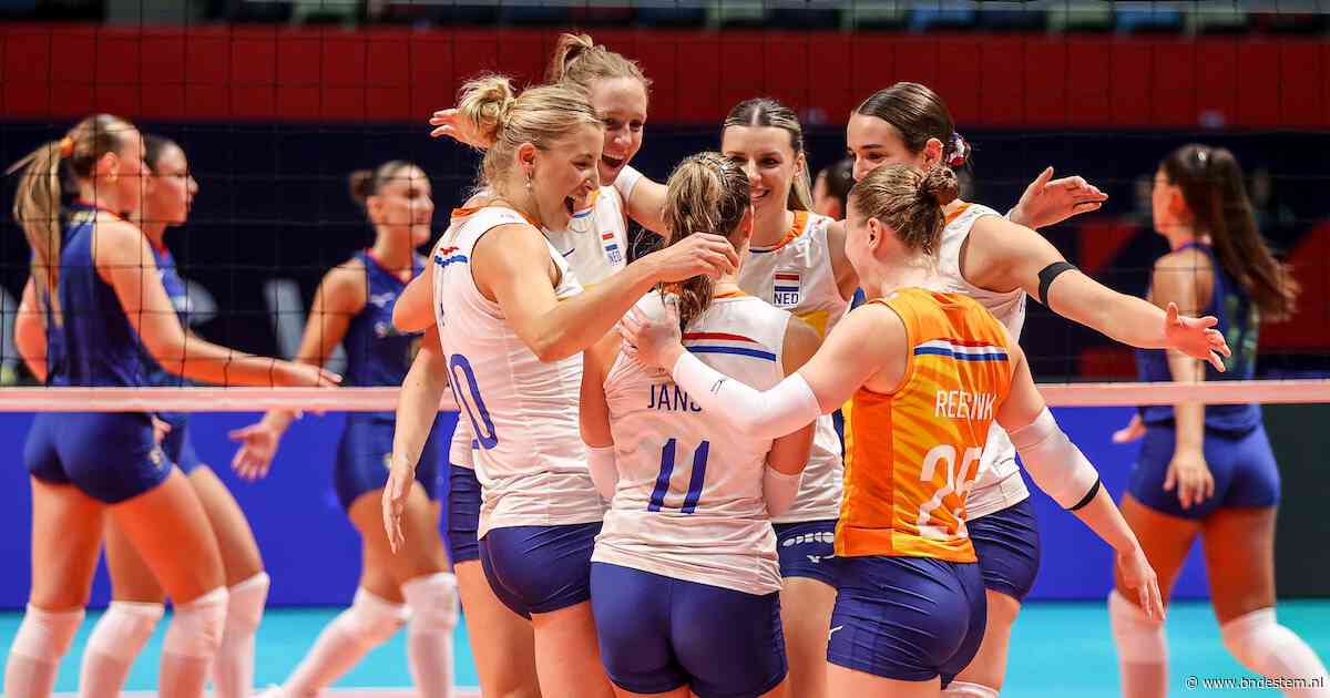 Nederlandse volleybalsters naar achtste finale EK na overtuigende zege op Spanje