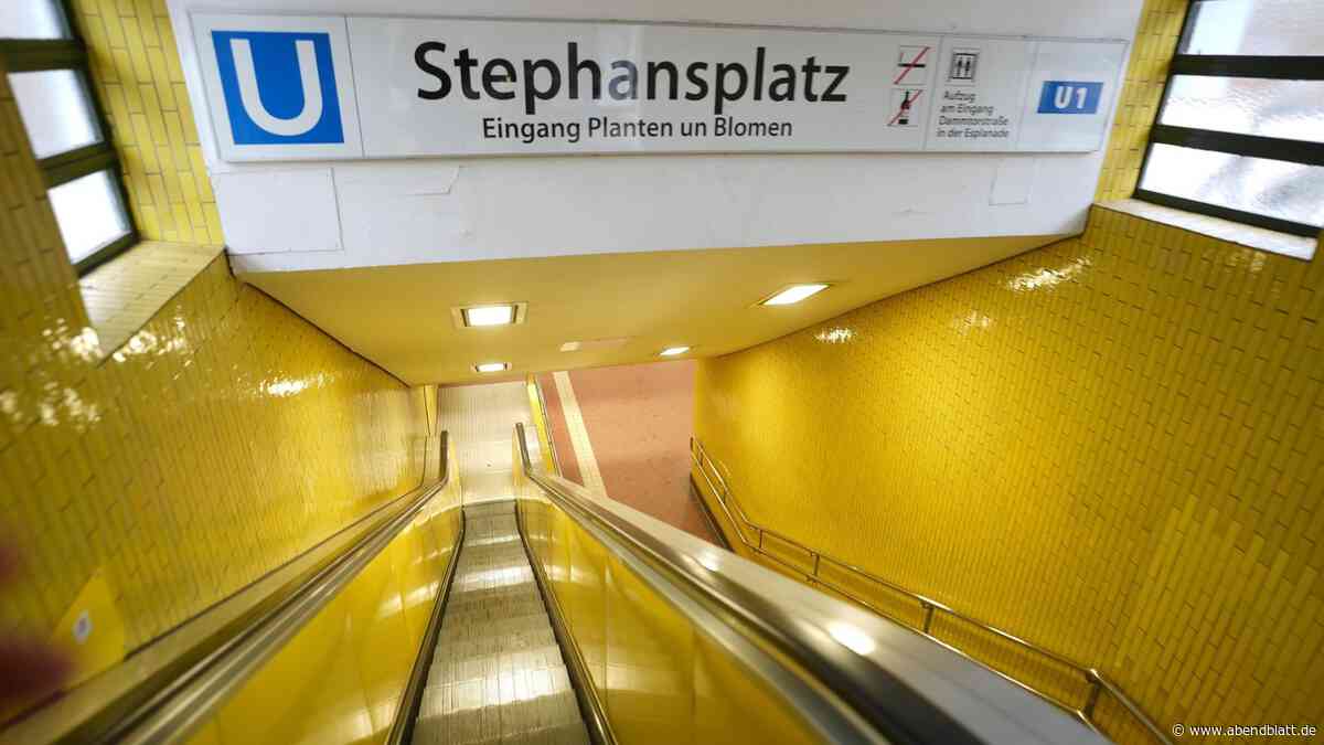 Feuerwehreinsatz am Stephansplatz legt Verkehr auf U-Bahn-Linie U1 lahm