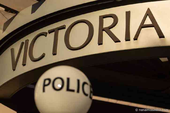Man seriously injured in late-night stabbing in Vancouver Island city