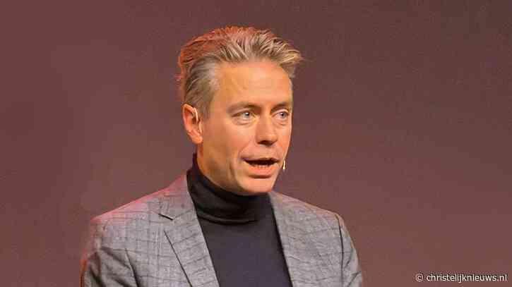 Chris Stoffer: ‘Is dit waar het leven om draait?’
