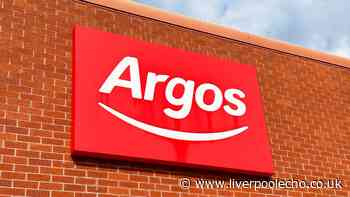 Argos reduces steamer that 'removes wrinkles in seconds' to £30