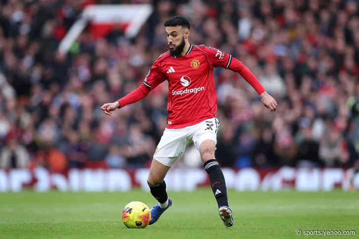 Milan weigh late move for Manchester United’s Mazraoui