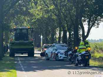 Botsing tussen auto en trekker in Oude Pekela