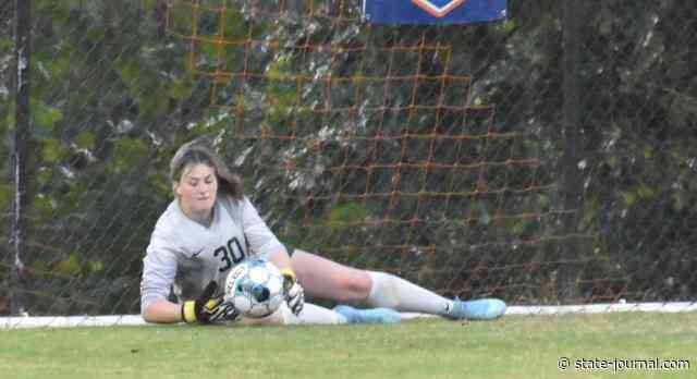 Western Hills’ girls soccer team gives up late goal, bounces back to win in shootout over Lady Flyers