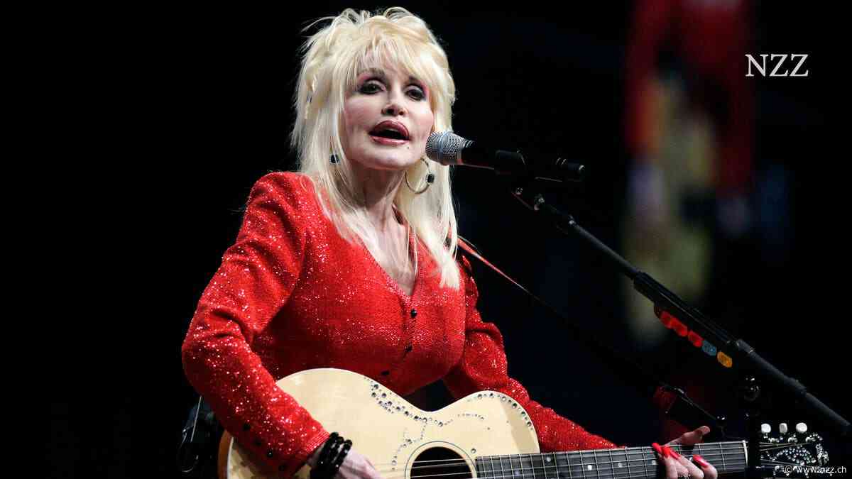 Glitzer für die Ewigkeit: Die US-Country-Sängerin Dolly Parton ist gestorben. Ein Nachruf