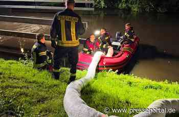 FW-AUR: Mülltonnenbrand zugleich mit Ölaustritt auf Gewässer