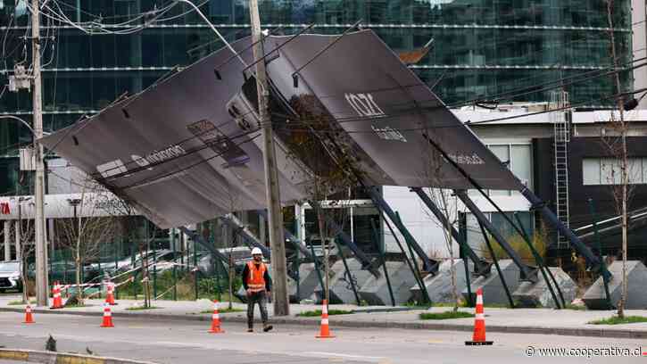 Viento catabático: ¿Qué caracteriza al fenómeno que causó estragos en Santiago?
