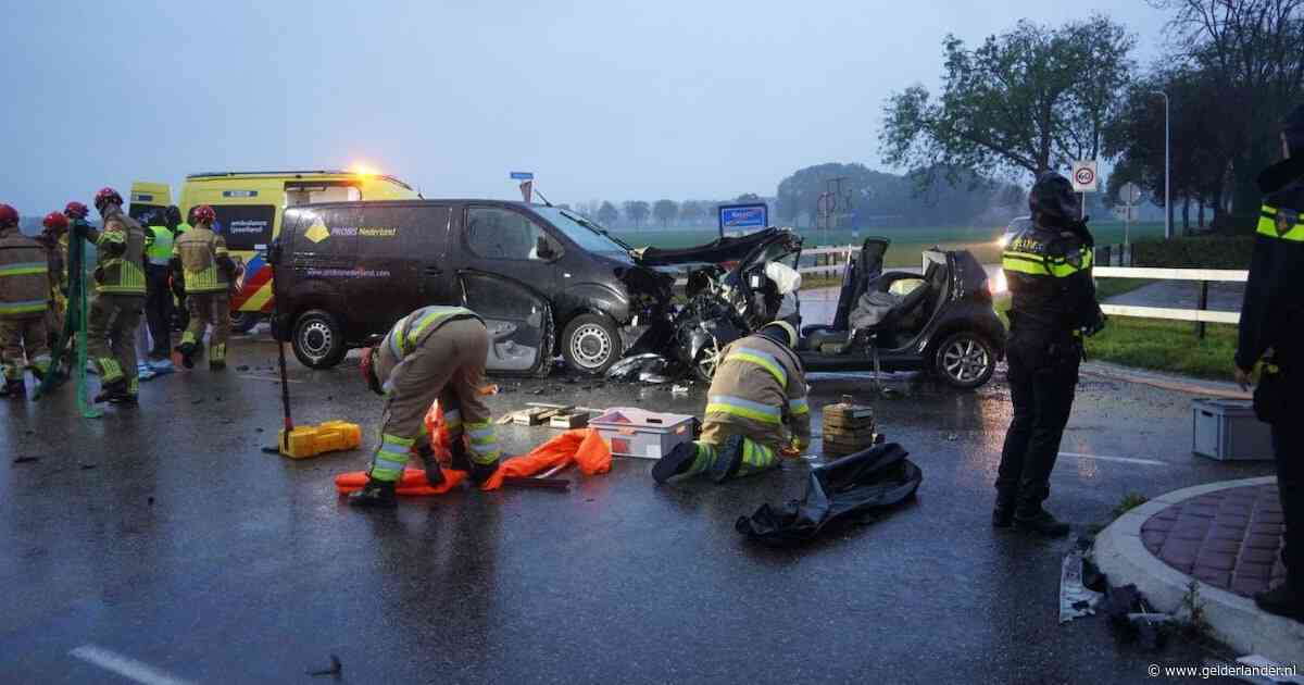 Ongeboren kindje overleeft frontale botsing niet: veroorzaker van ongeluk mag rijbewijs houden