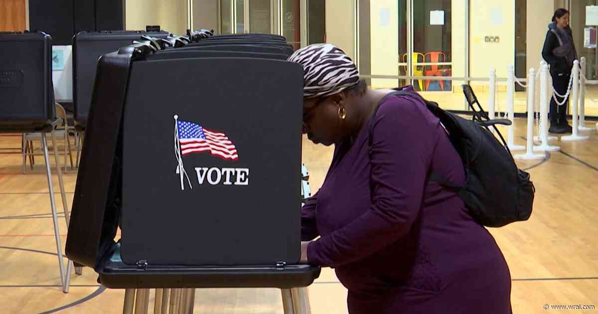 Fact-check: Did North Carolina 'process' 1 million duplicate voter registrations?