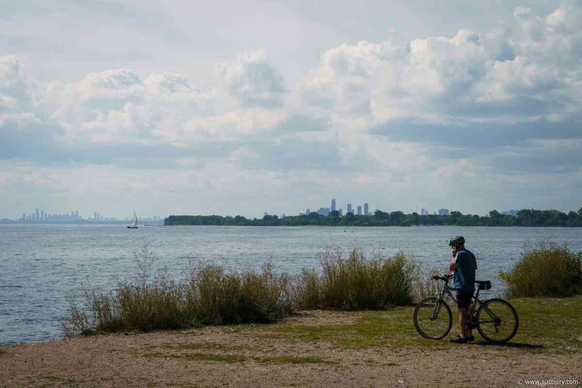 Who gets to name a lake? What to know about Trump's threat to rename Lake Ontario