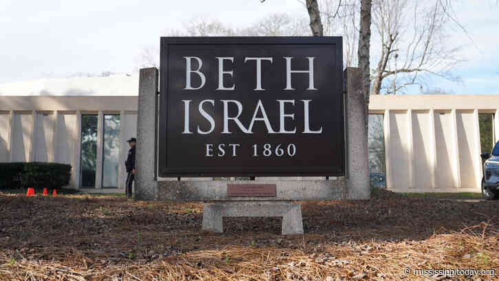 Alleged synagogue arsonist will undergo psych exam, federal judge rules 