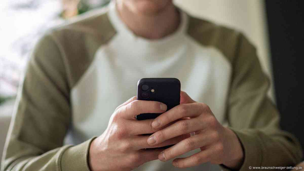 Nur zwei Stunden Handy am Tag: Stadt in Japan zieht erste Bilanz aus Experiment