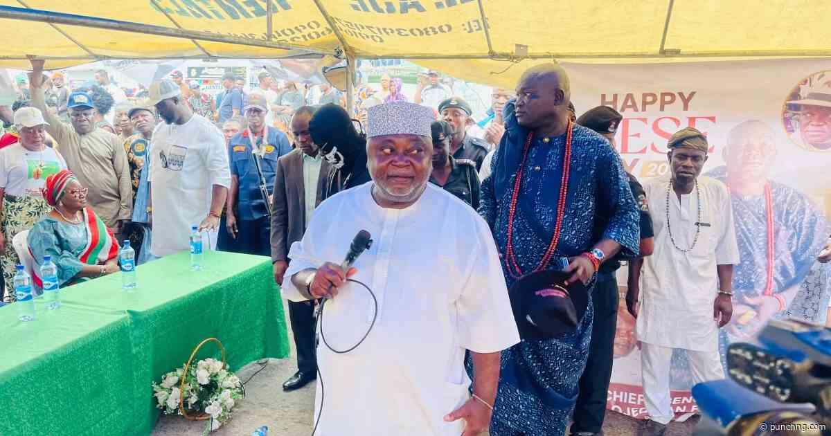 2027: Adebutu woos Ogun traditionalists, promises LG autonomy