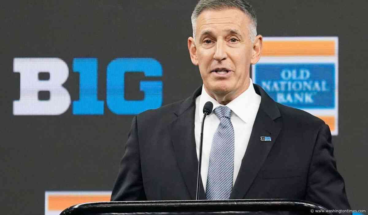 Big Ten bars players with pro contracts from returning to play amid NCAA eligibility chaos