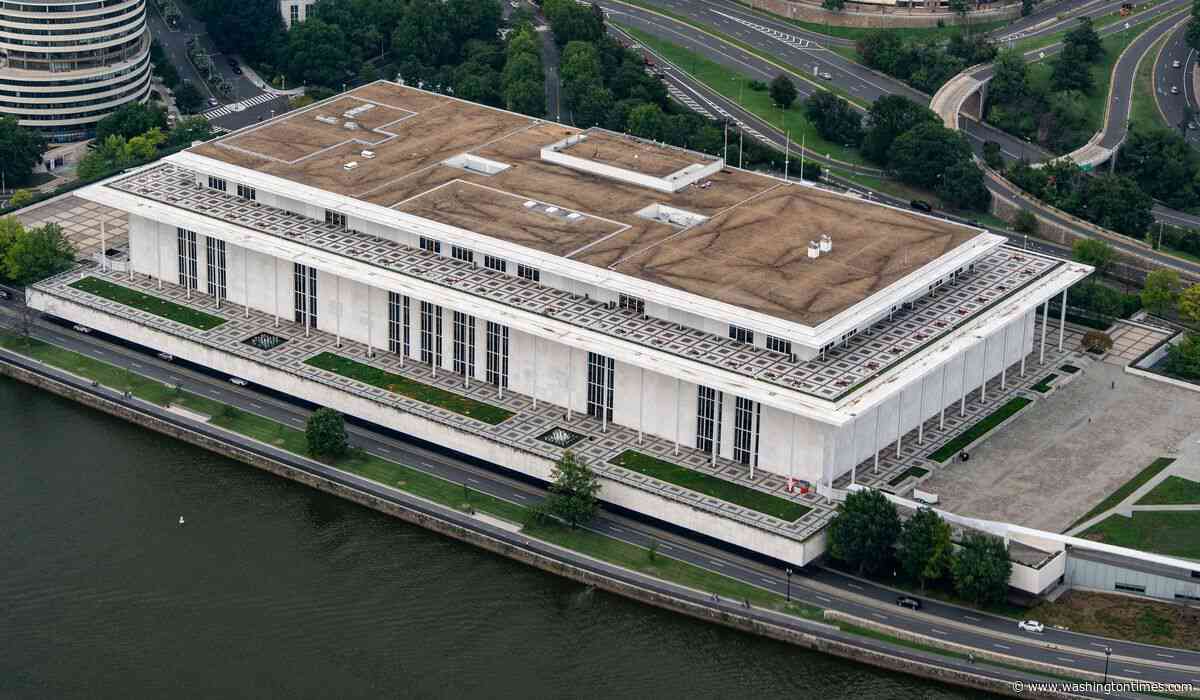 Kennedy Center risks financial ruin without Trump's name, Justice Department argues