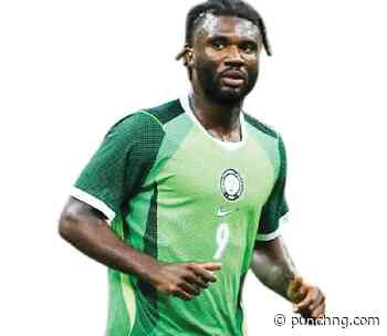 Moffi begins Hamburg training as club chief hails Nigerian