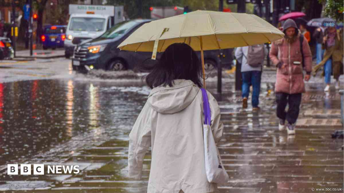 Thunderstorm warnings issued with risk of flooding