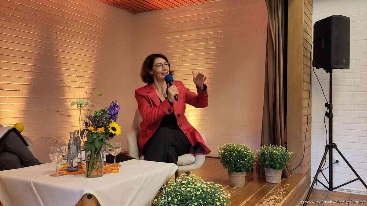 Die erste Frau im Amt: Wie Bammel in Lehre empfangen wurde