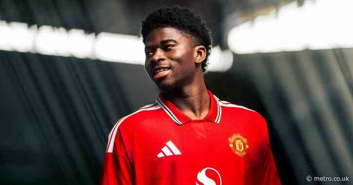 Bruno Fernandes tells Manchester United fans what to expect from Carlos Baleba
