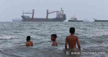 Iran, Oman edge toward Strait of Hormuz reopening plan, but Tehran demands U.S. lift blockade