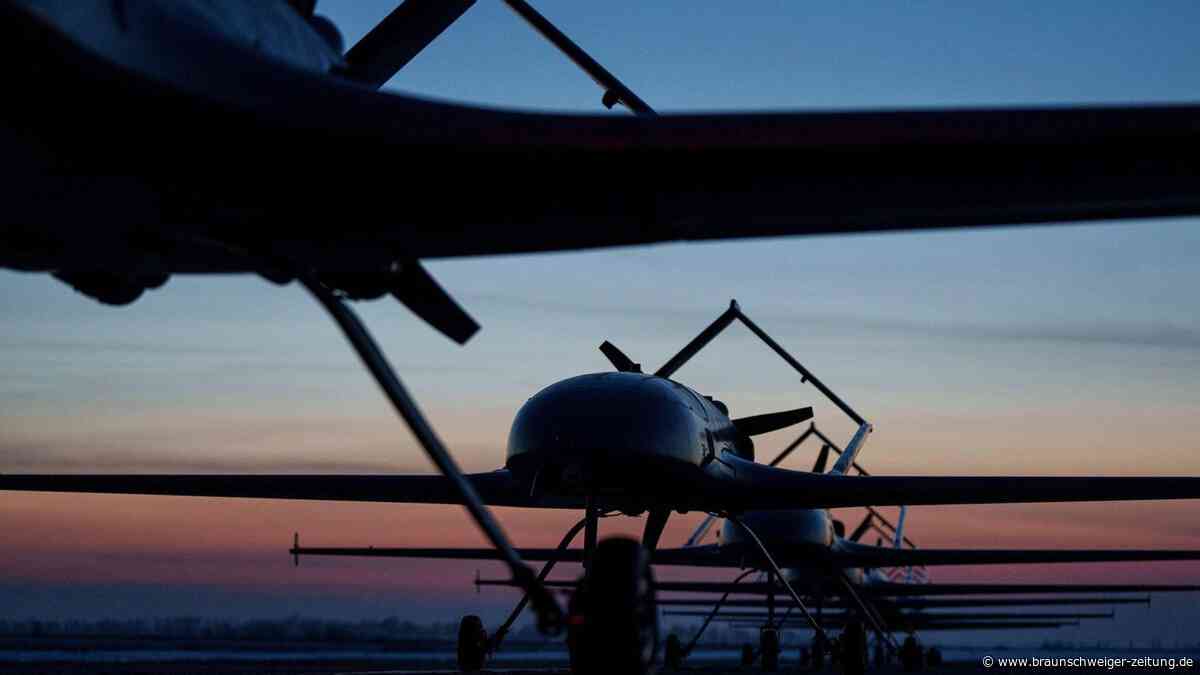 Ukraine startet neue Angriffswelle: Mehr als 400 Drohnen über Russland