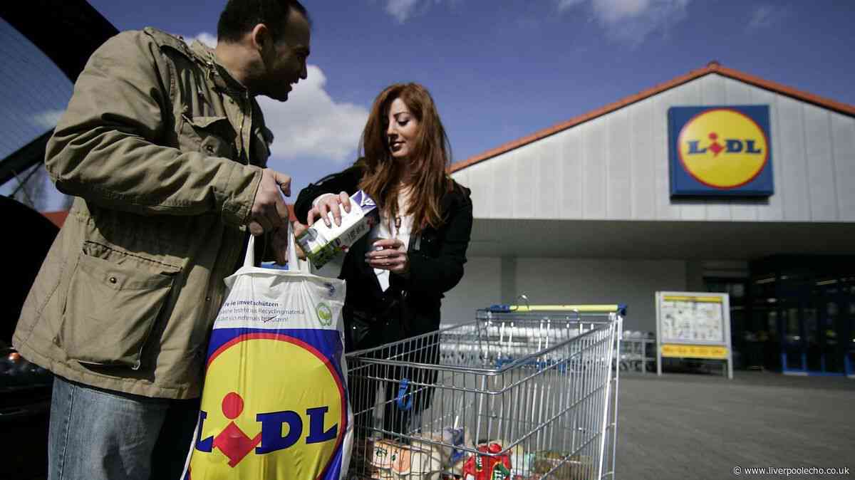 Add 4 items to Lidl shopping basket to stop mindless snacking, fitness coach says