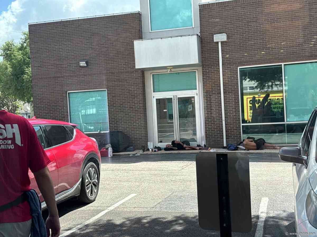 Houston landlord confronted homeless men with unloaded gun. Then HPD arrived.