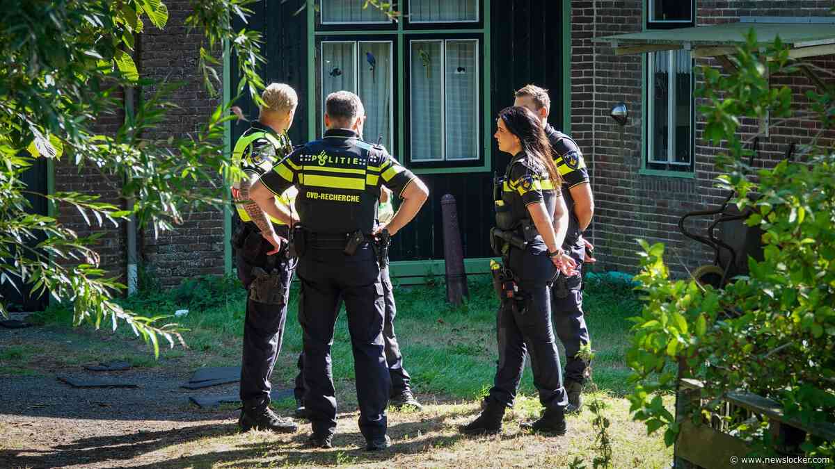 Twee doden in Hoogwoud: man blijkt vrouw te hebben vermoord