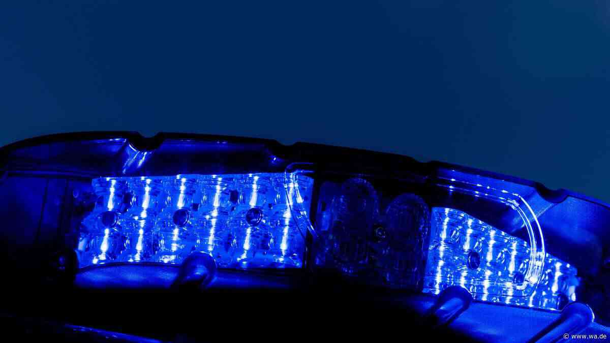 Polizei kontrolliert 83 Personen – Schlagring und Drogen sichergestellt