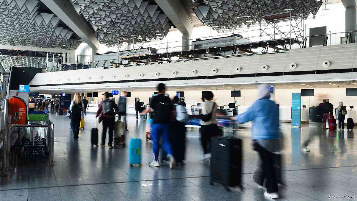 Mücke in Flieger mitgereist: Mitarbeiter des Frankfurter Flughafens stirbt an Malaria