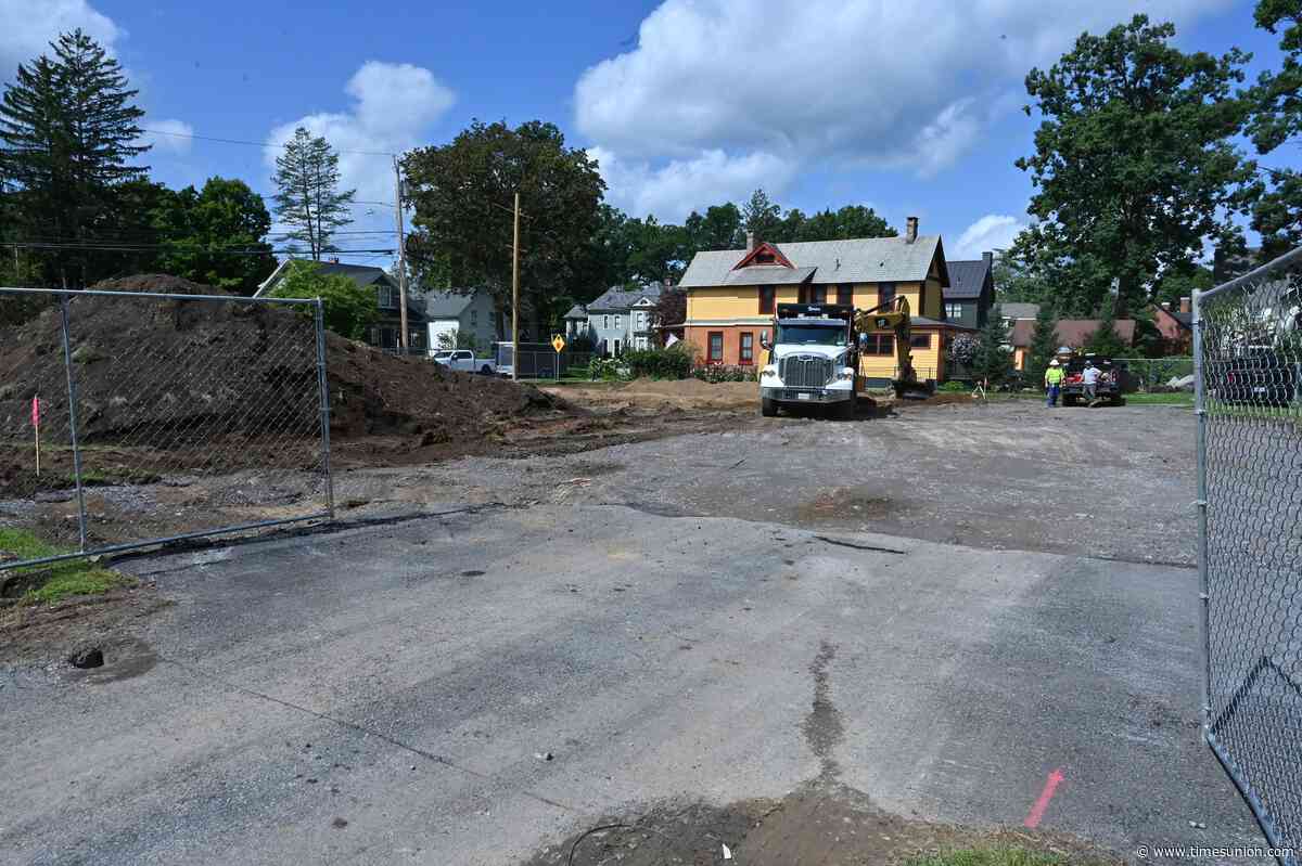 Scaffolds & Cranes: Construction begins on luxury Saratoga Springs condos