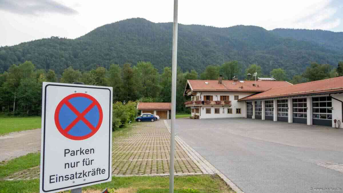 30 Parkplätze am Feuerwehrhaus werden neu geordnet