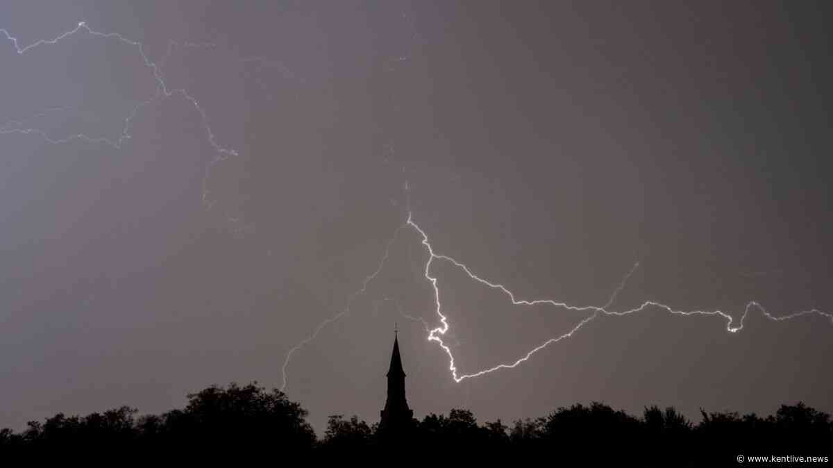 Exactly when Kent is forecast to be hit by thunderstorms as weather warning comes into effect