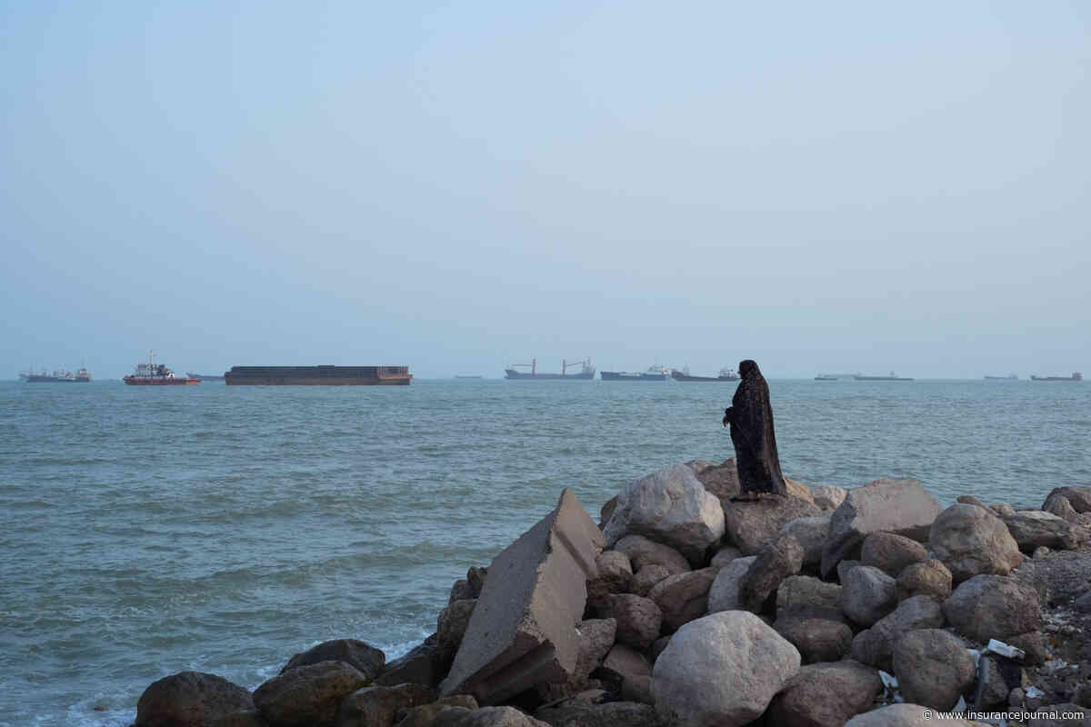 Iran, Oman Push Talks for ‘Interim’ Reopening of Hormuz