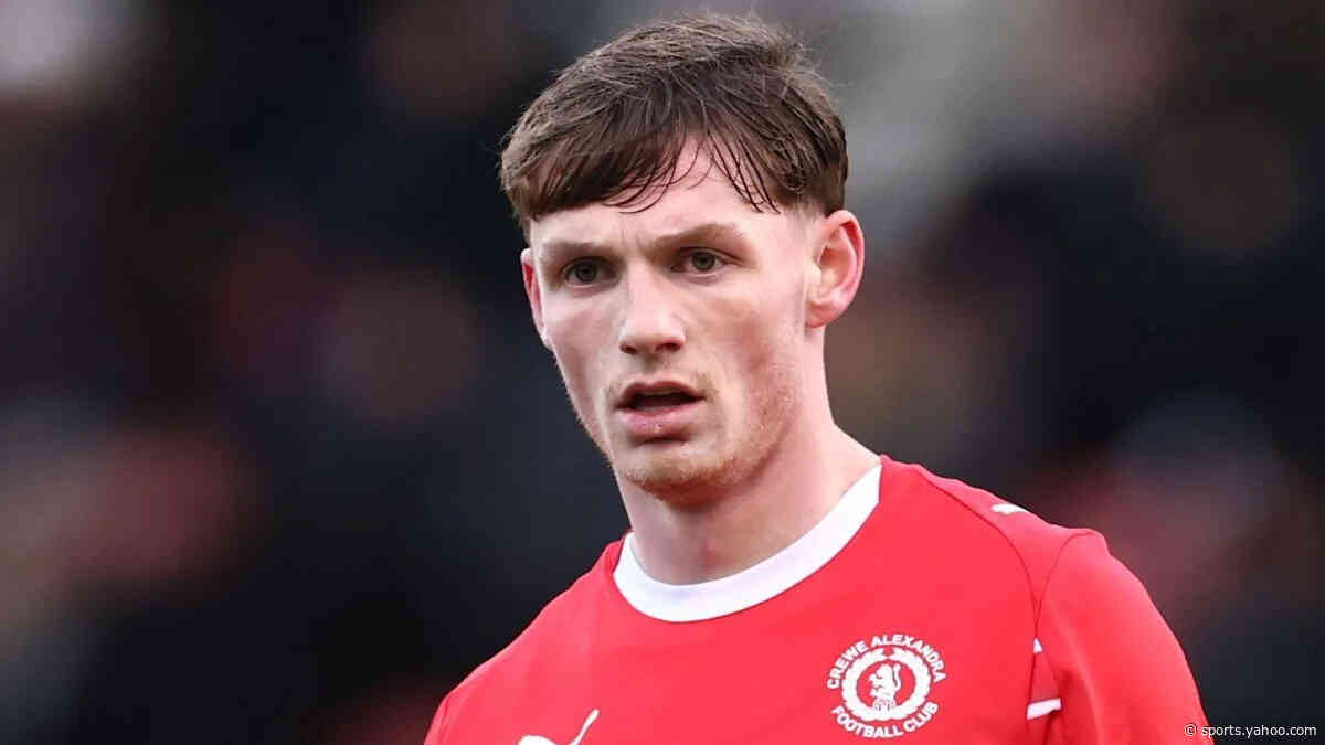 Doncaster sign Villa forward O'Reilly on loan