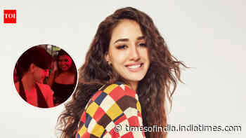 Disha's Sheila Ki Jawani dance steals show at Awarapan 2 bash
