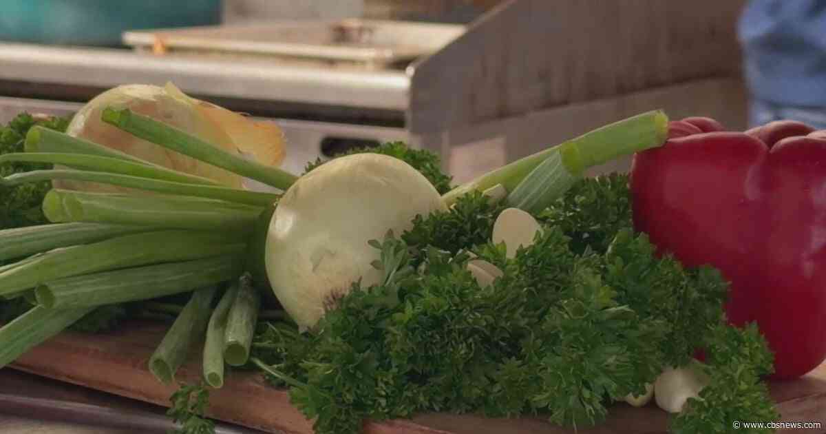 Atlanta food hall helps immigrant chefs launch their dreams