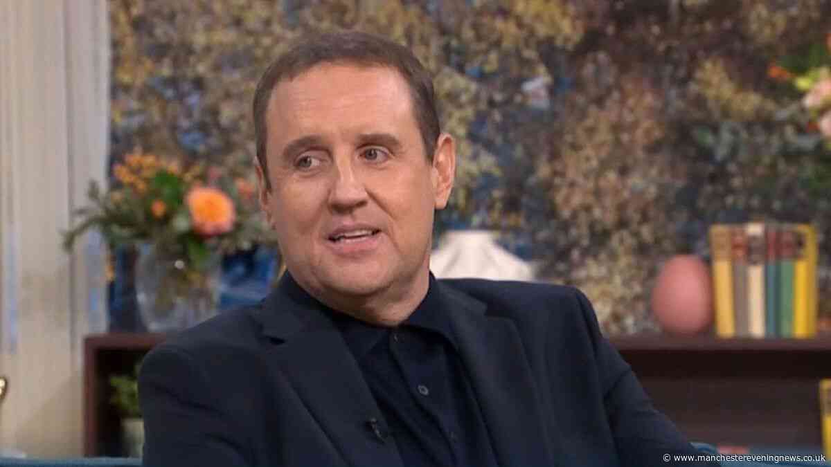 Peter Kay says he 'had to do something' as he announces special Blackpool show for teen amid £245,000 plea