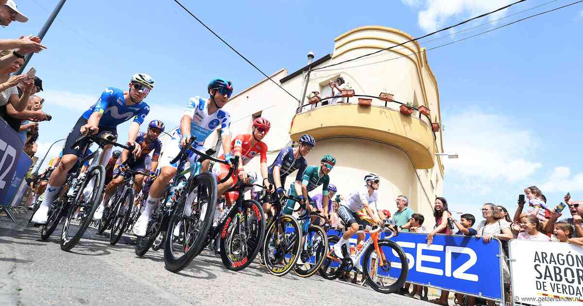 LIVE Vuelta | Kans op massasprint? Renner van Nederlandse ploeg in vroege vlucht