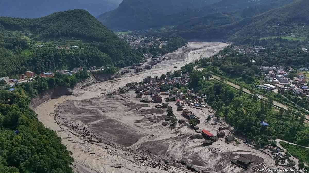Mindestens acht Tote nach Sturzflut in Nepal – Hunderte Touristen vermisst
