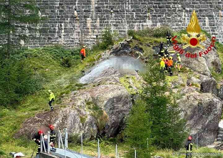 Elicottero ultraleggero precipita e prende fuoco nel Verbano-Cusio-Ossola: morti i due passeggeri sessantenni