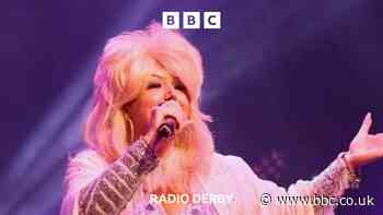 Remembering Dolly Parton, with Swadlincote tribute