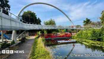 Name for new £4.2m footbridge over canal announced