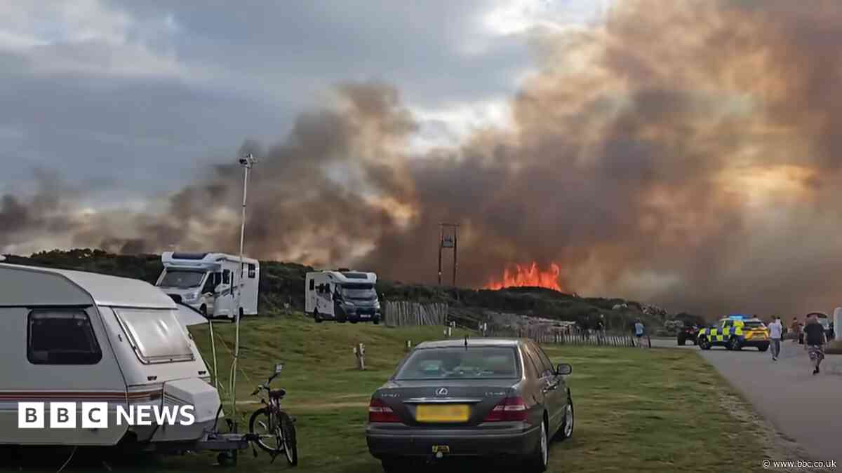 Fire crews spend night at grass fire near Moray campsite