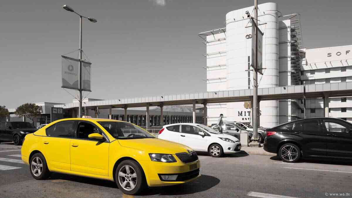 Taxifahrer in Athen soll Touristenfamilie zu Zahlung von 600 Euro gezwungen haben