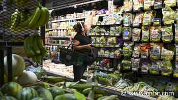 Fed’s preferred inflation gauge shows core prices rose 3.3% annually in July
