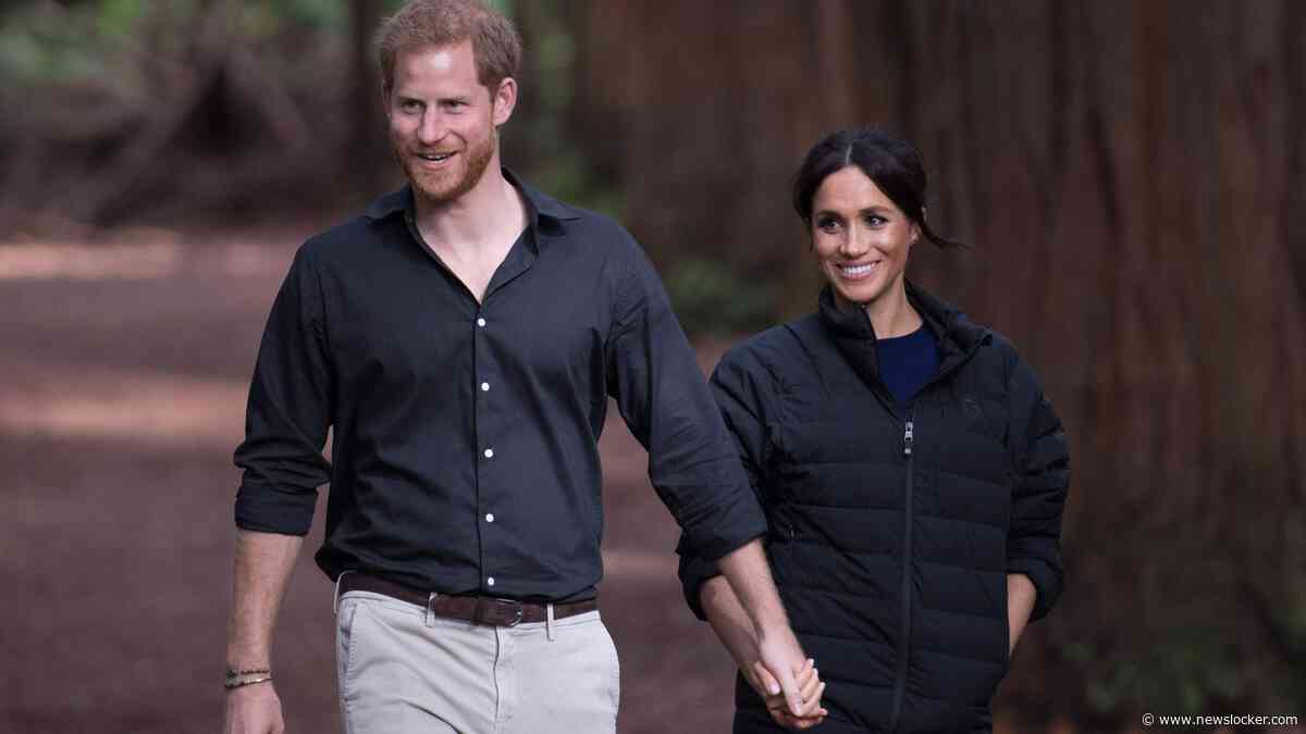 Harry en Meghan zijn aangekomen op luchthaven Birmingham