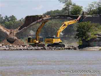 Partial demolition of Roche de Boeuf Bridge moves ahead