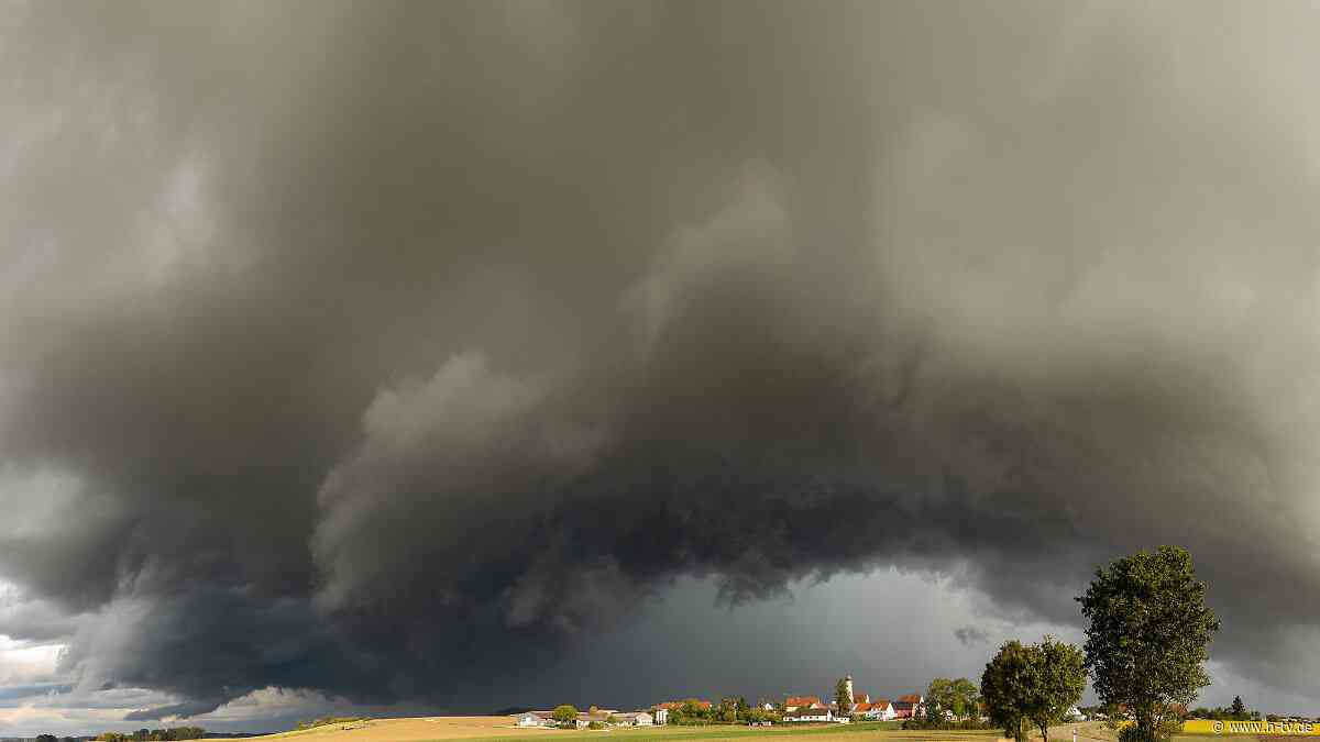 Gefährlicher Wetterwechsel: Erst schwüle Saharahitze, dann großräumige Unwetterlage