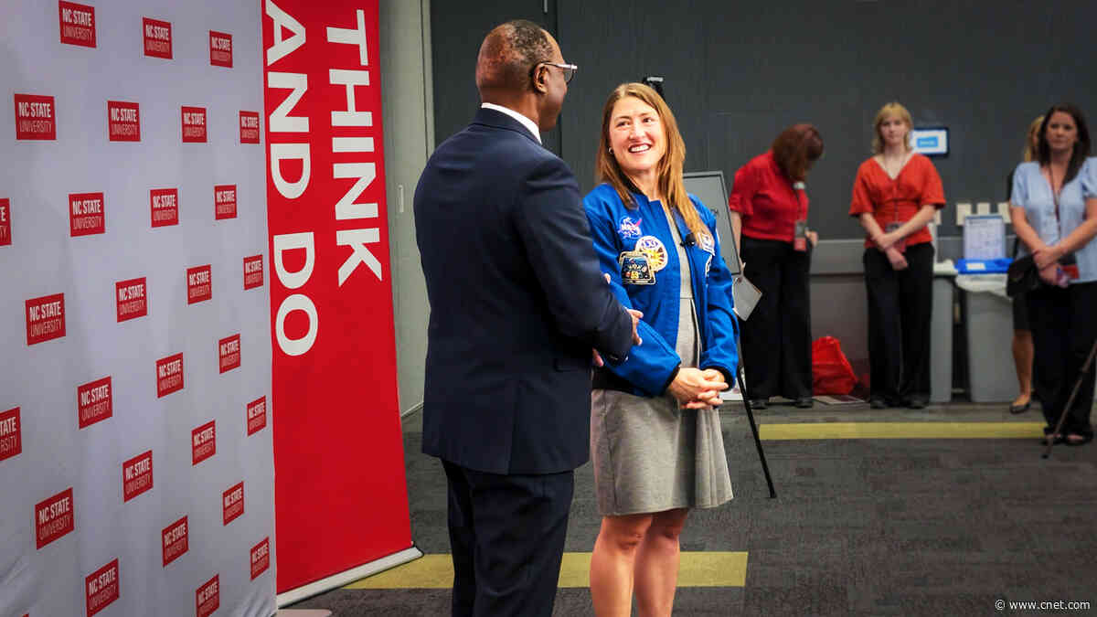 NASA Astronaut Christina Koch’s Secret Trick to Decompress After Artemis II